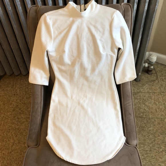 SOLD - Cream dress - Picture 1 of 3
